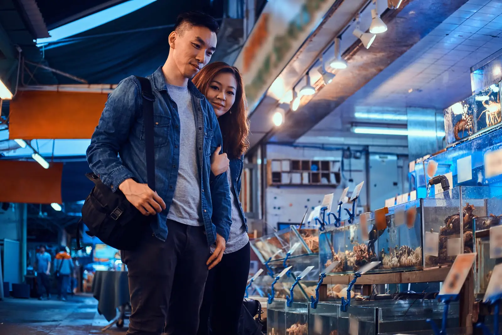 Venue mesh coordination inside a hospitality space